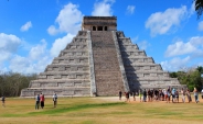 Chichen Itzá y Santuario Tsukán Chichen Itzá y Santuario Tsukán