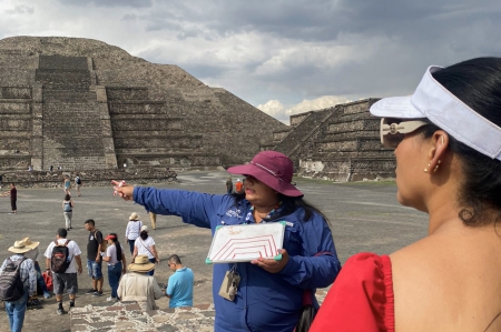 Teotihuacn & Baslica de Guadalupe + Xochimilco, Coyoacn y Museo de Frida Kahlo