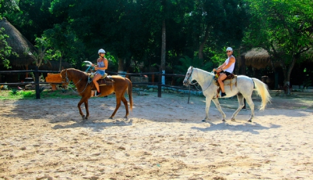 Horseback Riding Rancho Bonanza