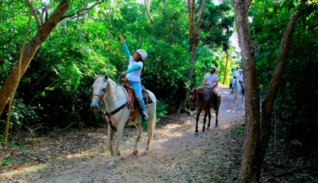 Horseback Riding Rancho Bonanza