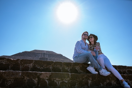 Guided afternoon tour to Teotihuacan.