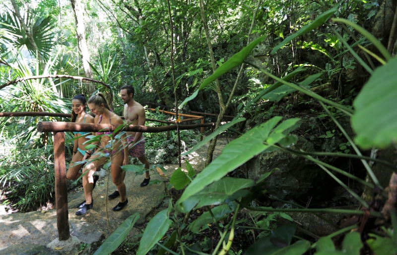 Chaak Tun Mayan Underworld Chaak Tun Mayan Underworld