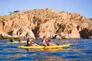 Kayak con fondo transparente y snorkel en dos bahías
