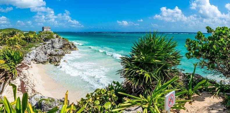 Tour 4X1 Tulum, Cobá, Cenote y Playa del Carmen by Cancun Bay