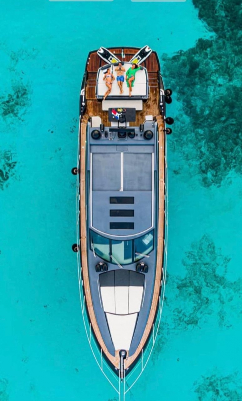 Isla Mujeres Yacht Tour