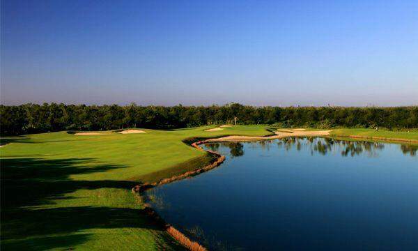 Moon Spa & Golf Club