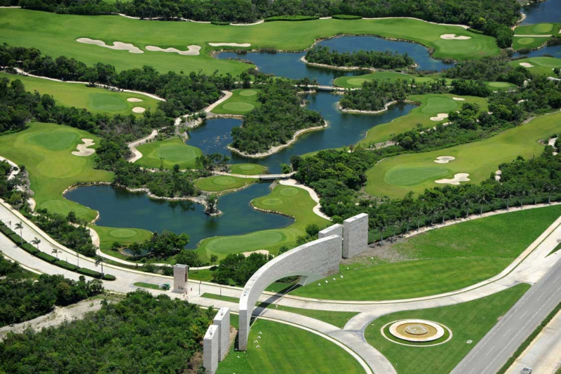 Riviera Maya Golf Club